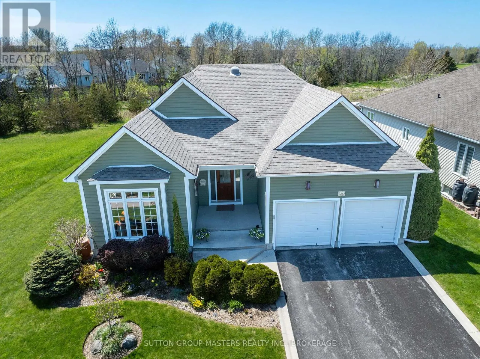 24 COUNTRY CLUB DRIVE