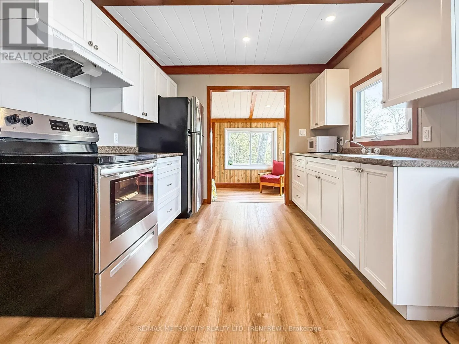 289 DOGWOOD TRAIL