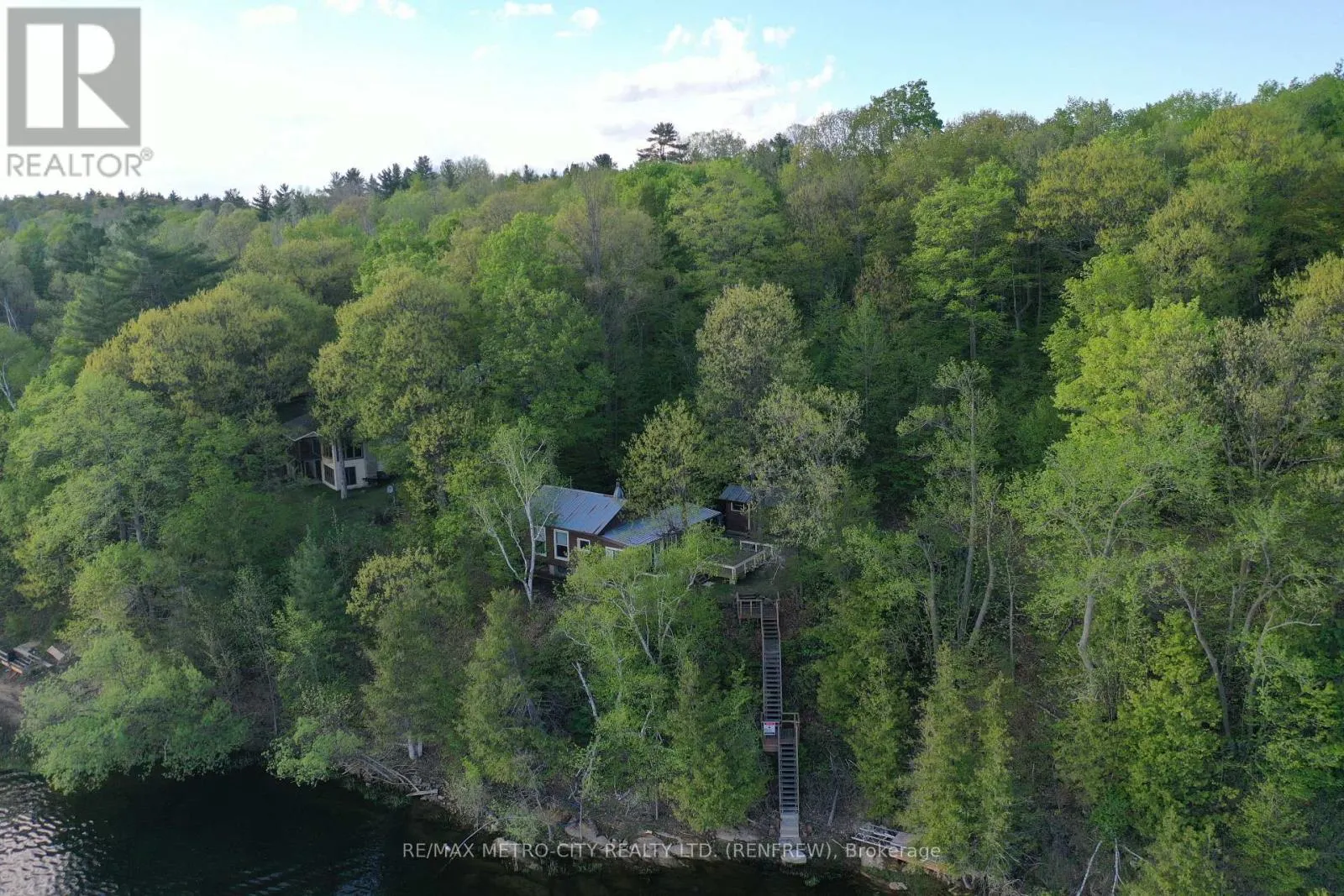 289 DOGWOOD TRAIL