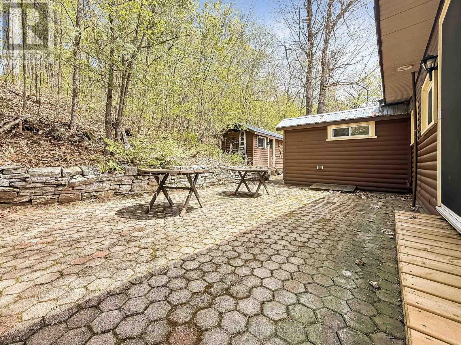289 DOGWOOD TRAIL