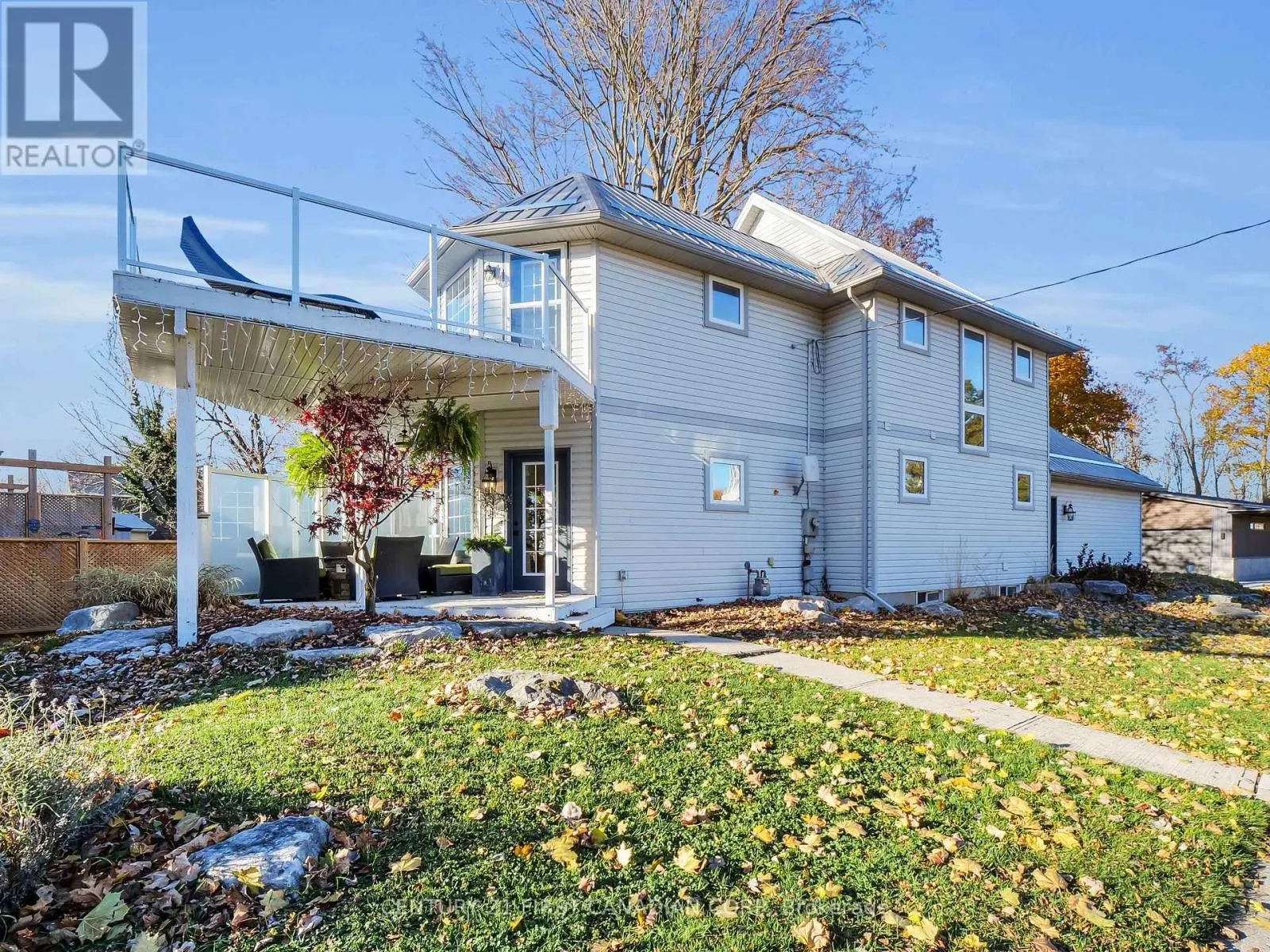 379 FRONT STREET
