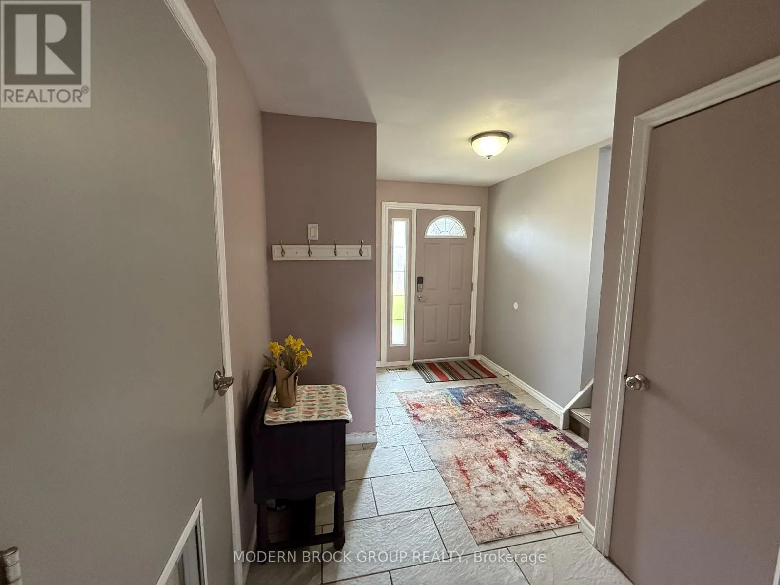 1350 LINDEN CRESCENT
