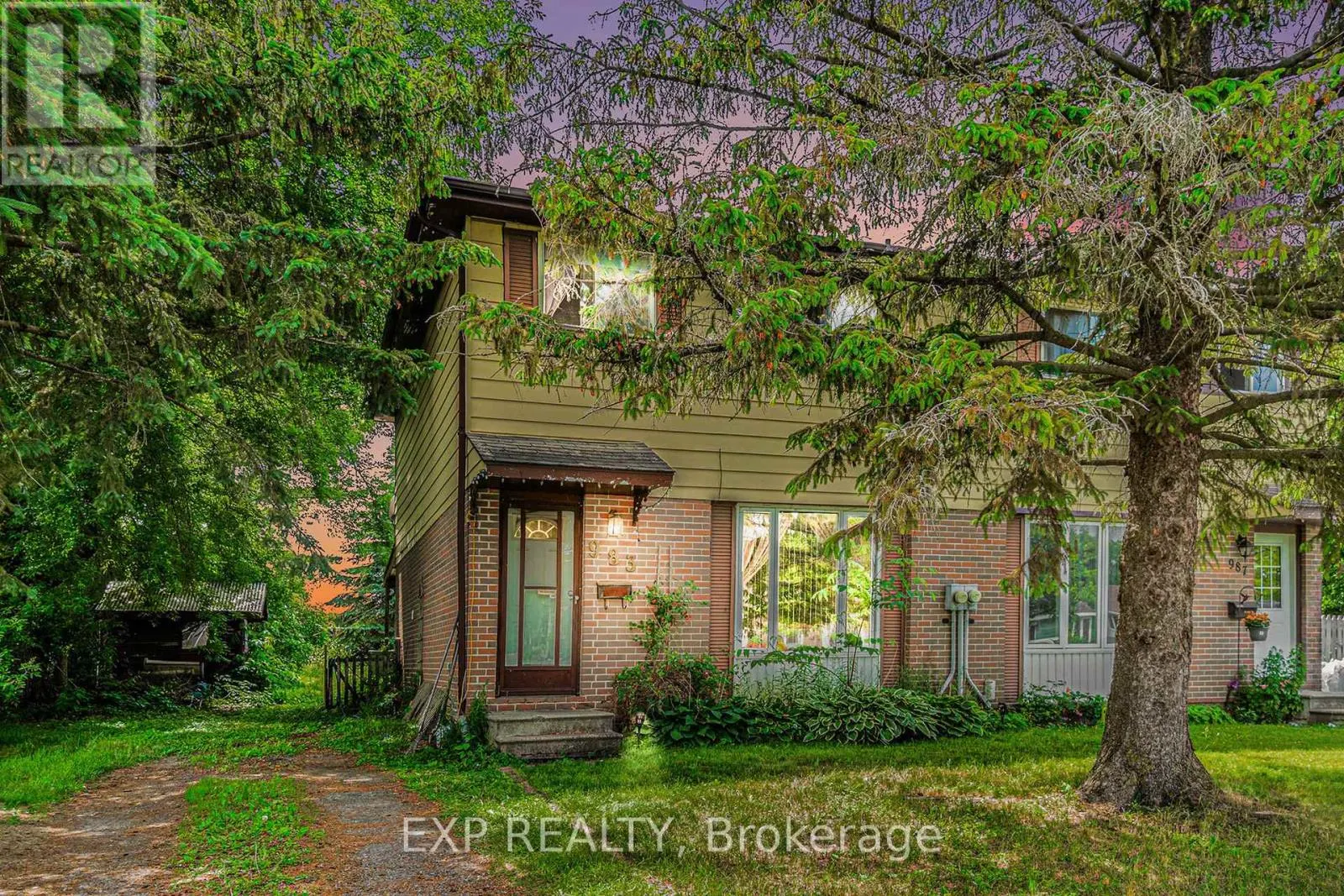 983 MACKENZIE ROAD