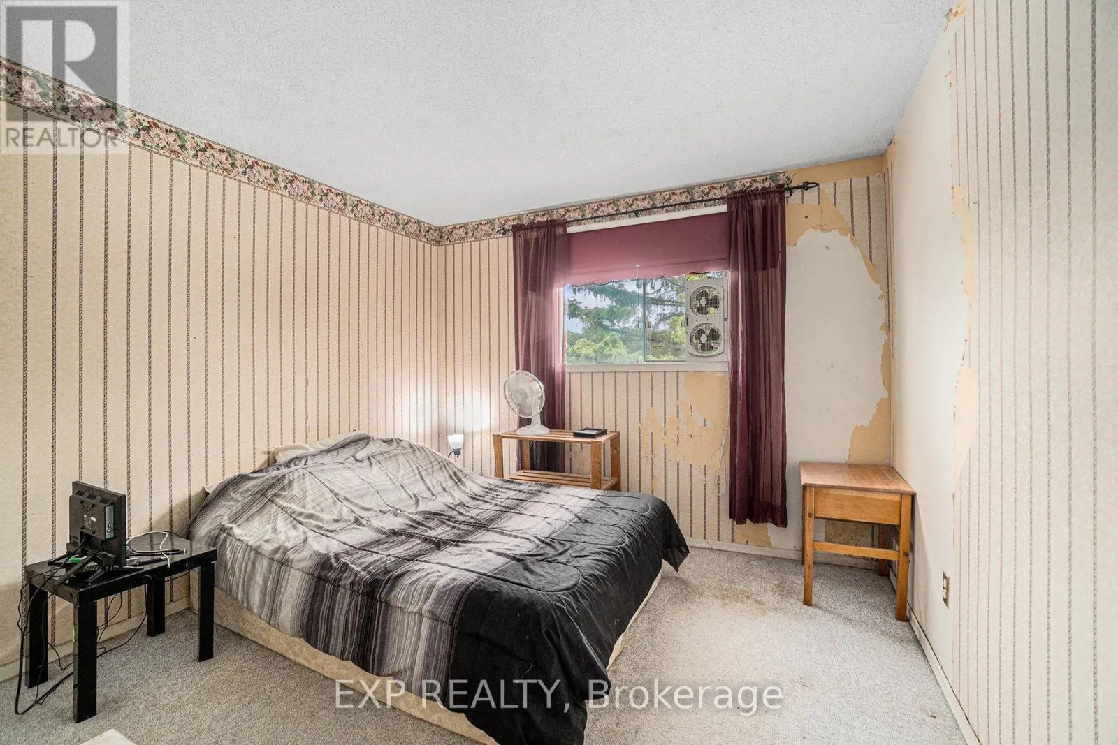 983 MACKENZIE ROAD