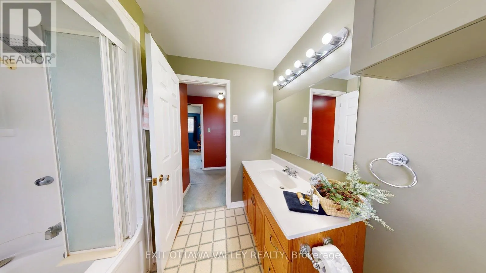 2297 BEACHBURG ROAD