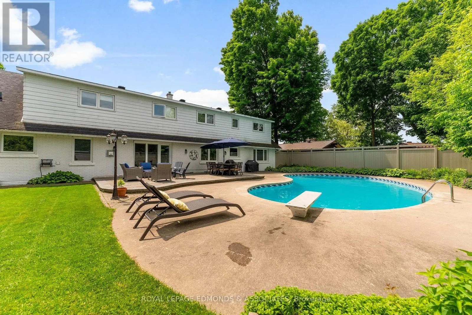 603 GLENWOOD DRIVE
