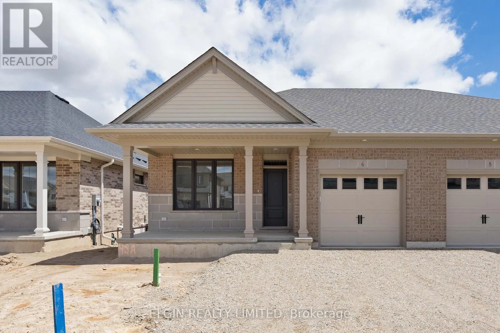 6 HEMLOCK CRESCENT