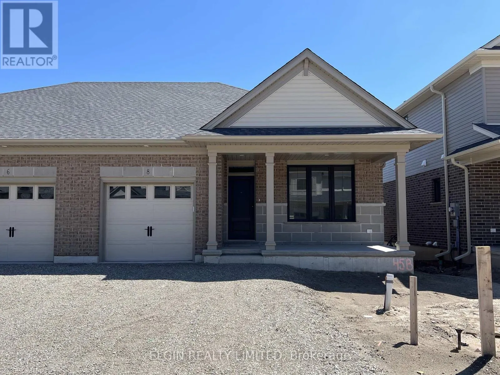 8 HEMLOCK CRESCENT
