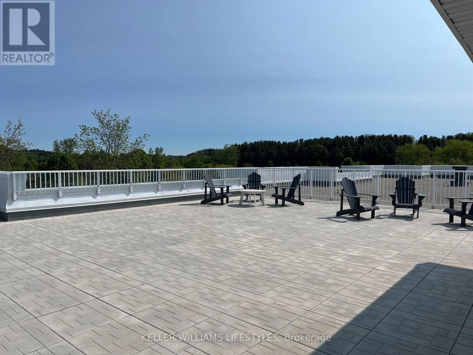 210 - 100 THE PROMENADE STREET, #210