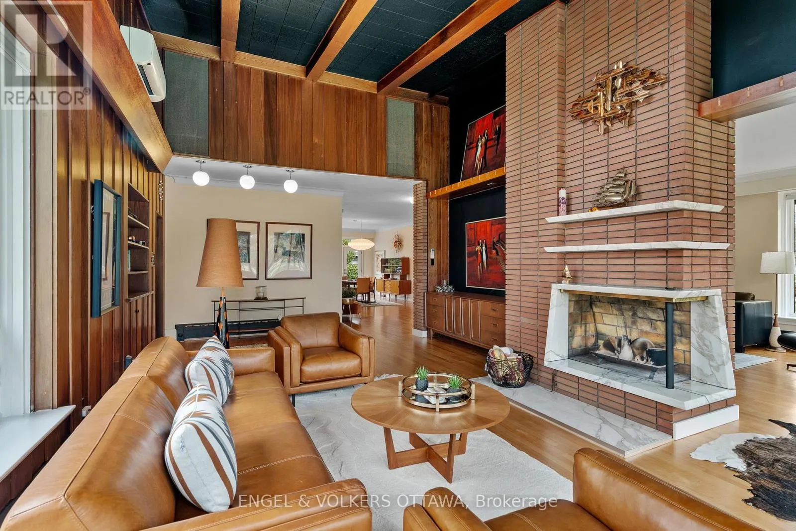 165 ISLAND PARK DRIVE