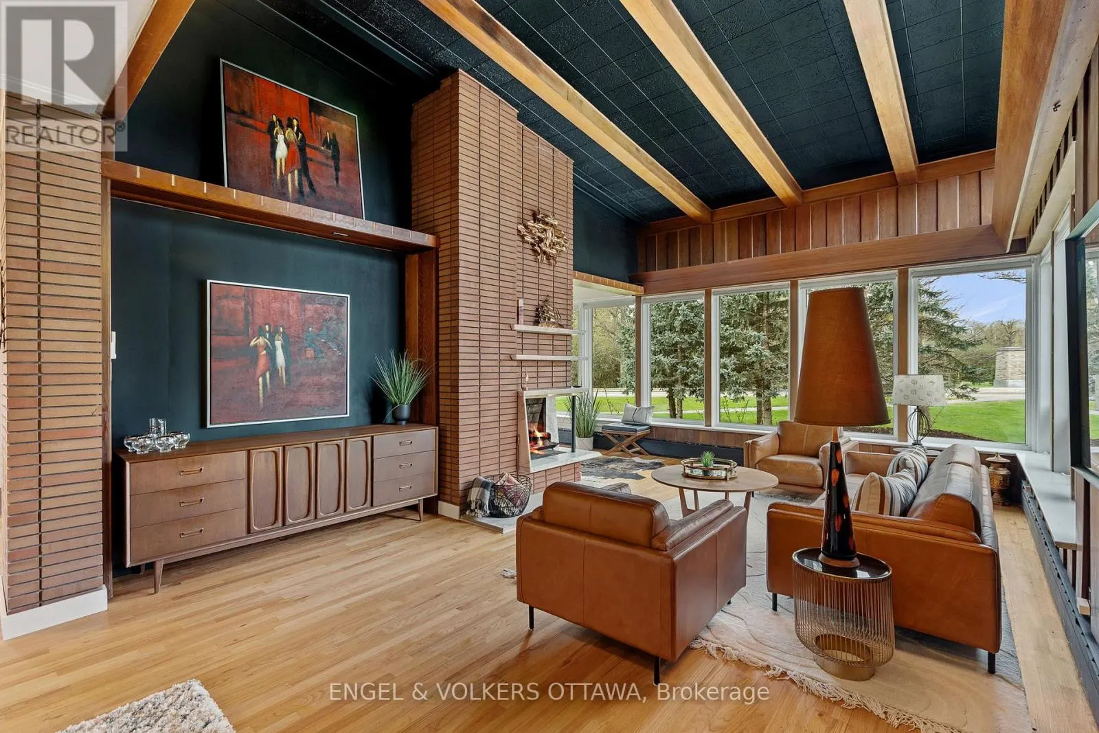 165 ISLAND PARK DRIVE