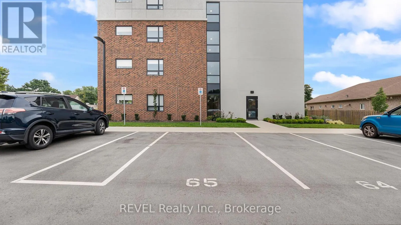 106 - 3998 VICTORIA AVENUE, #106