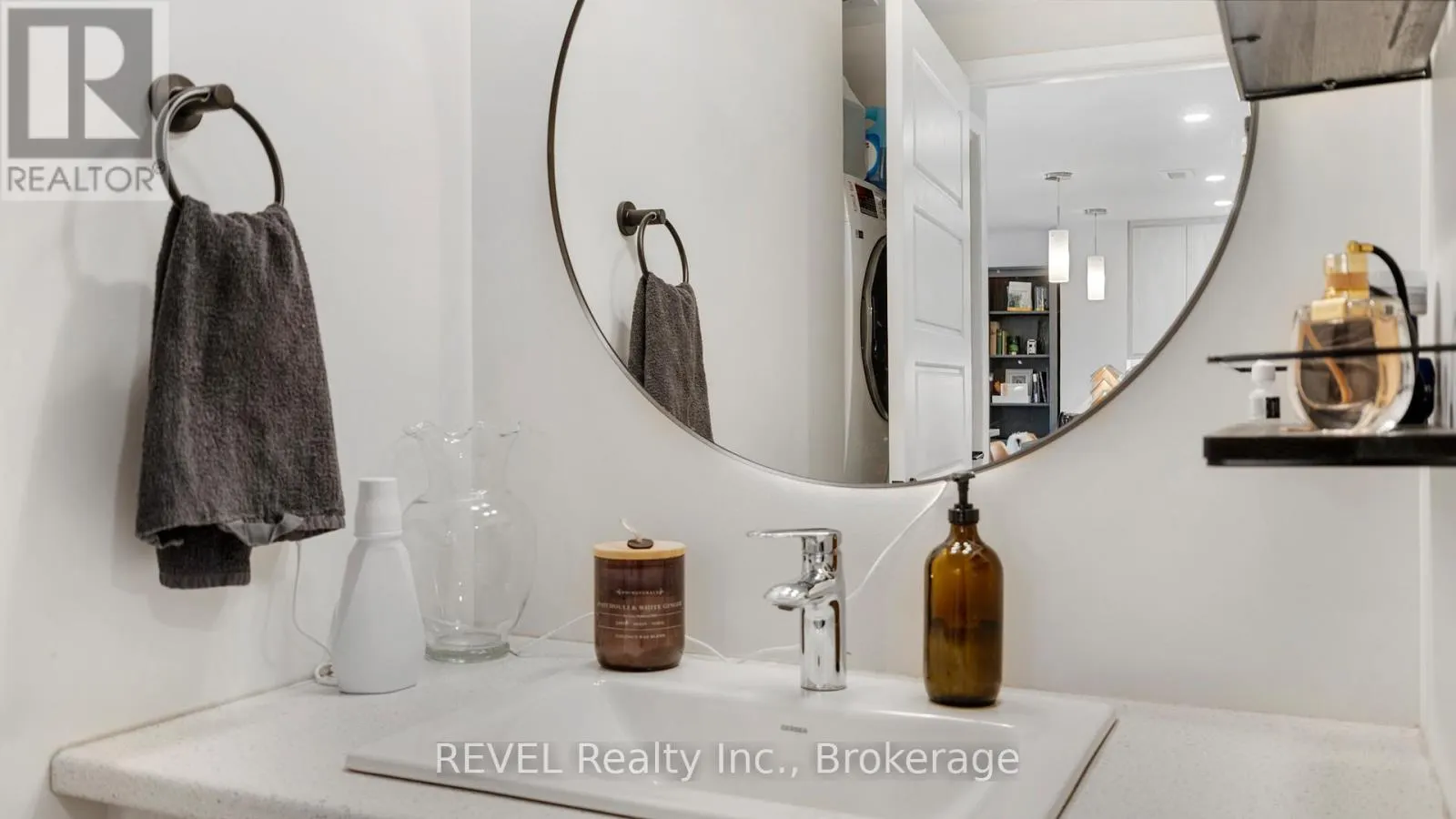 106 - 3998 VICTORIA AVENUE, #106