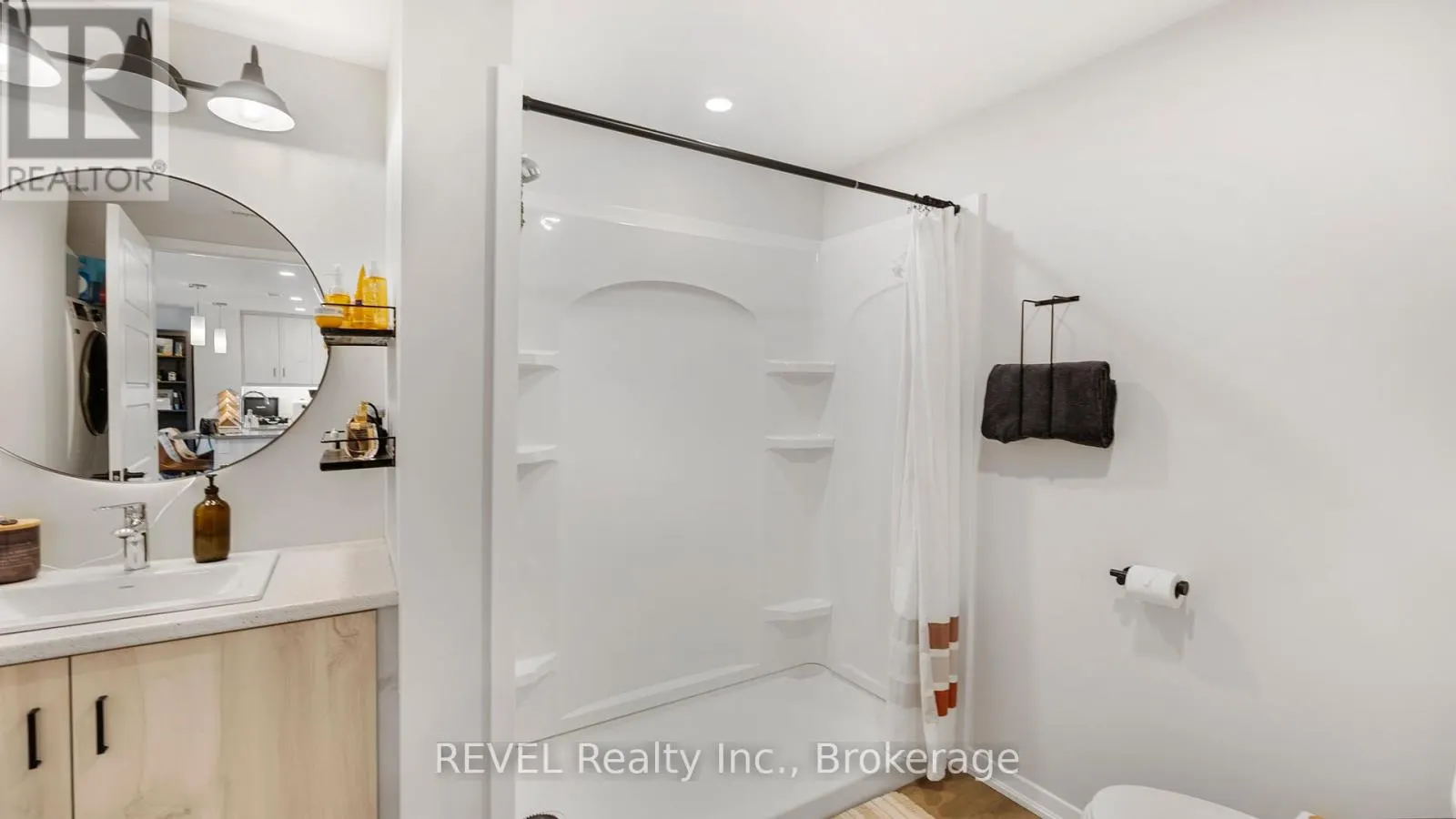 106 - 3998 VICTORIA AVENUE, #106