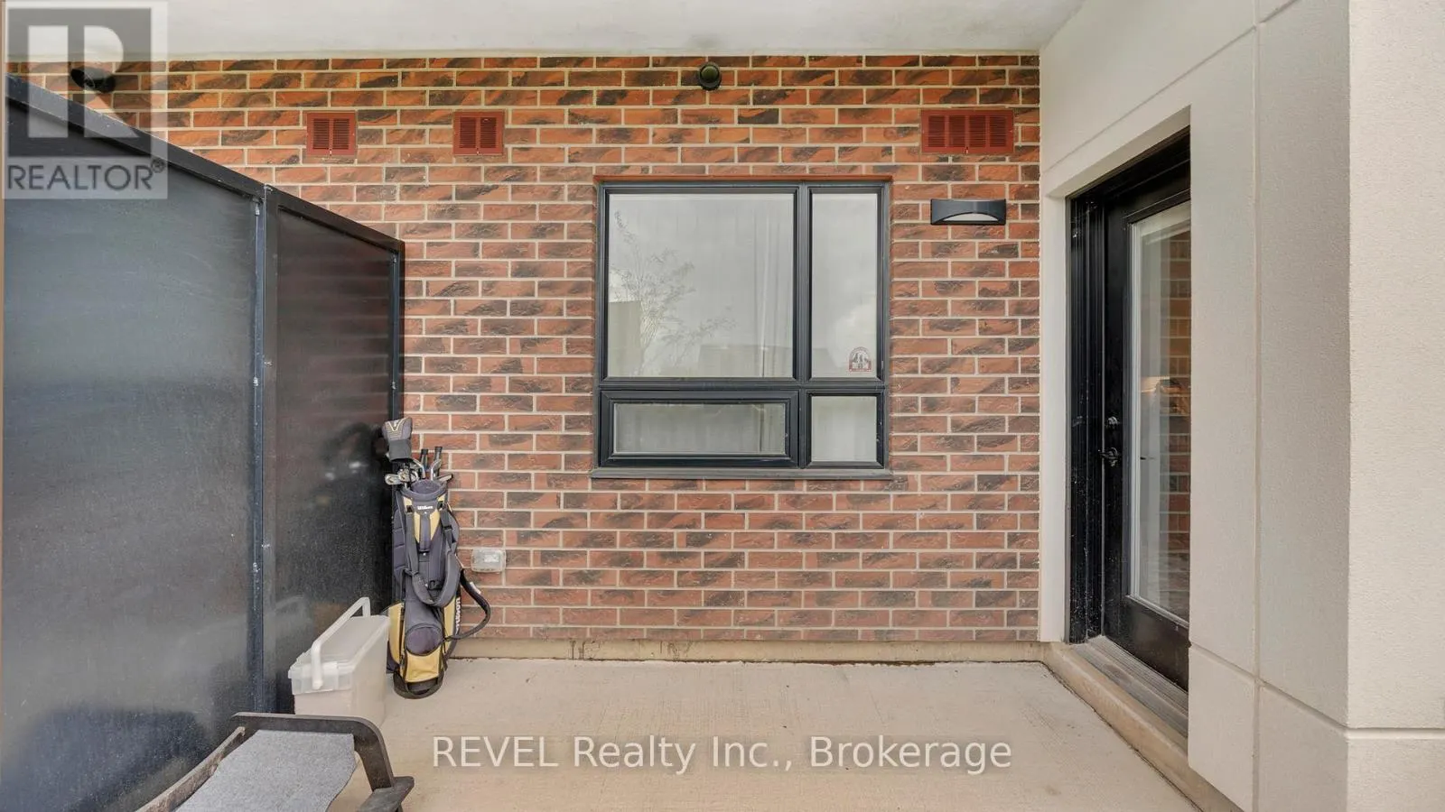 106 - 3998 VICTORIA AVENUE, #106