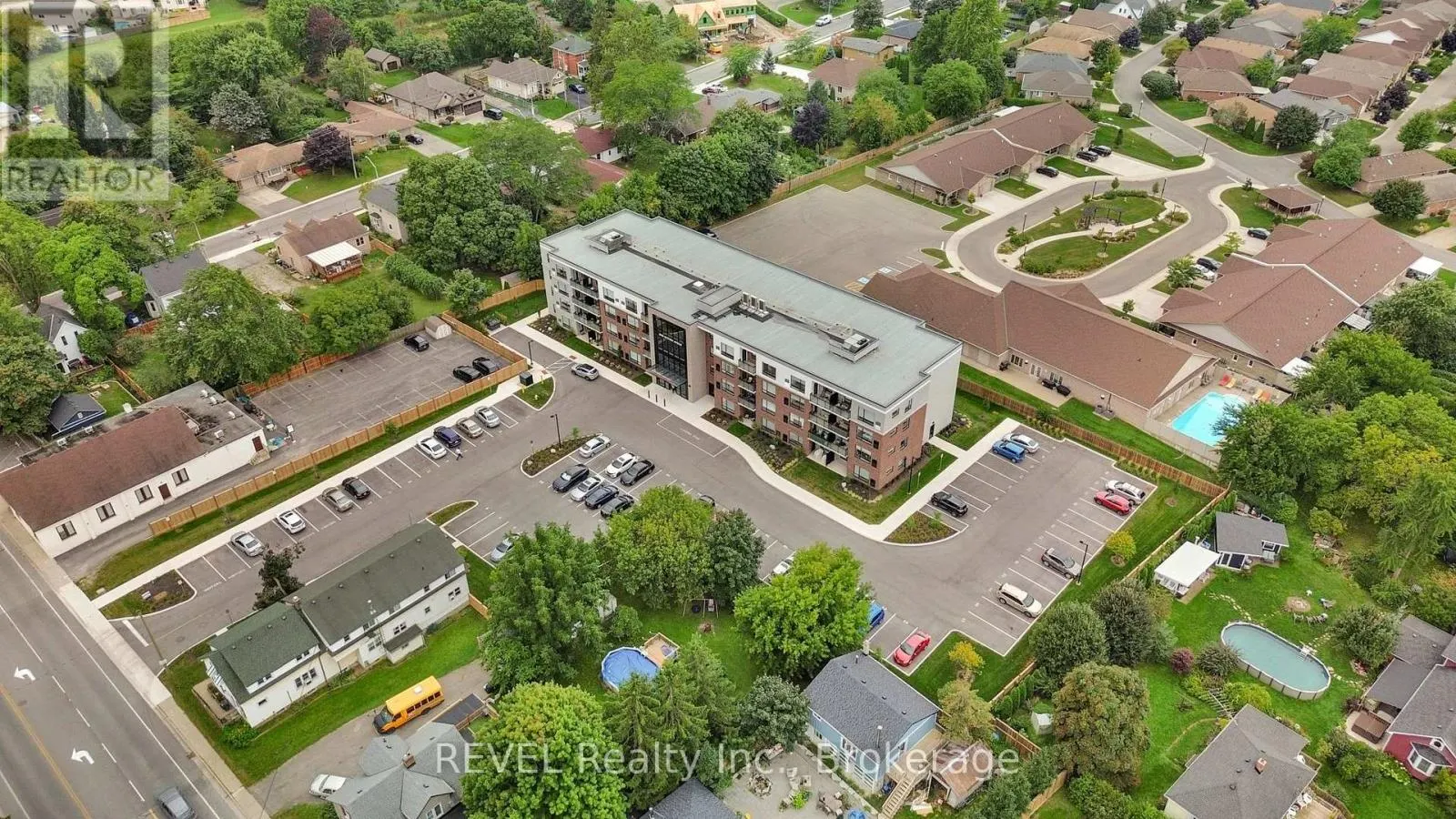 106 - 3998 VICTORIA AVENUE, #106