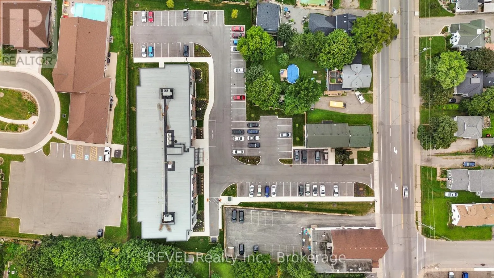 106 - 3998 VICTORIA AVENUE, #106