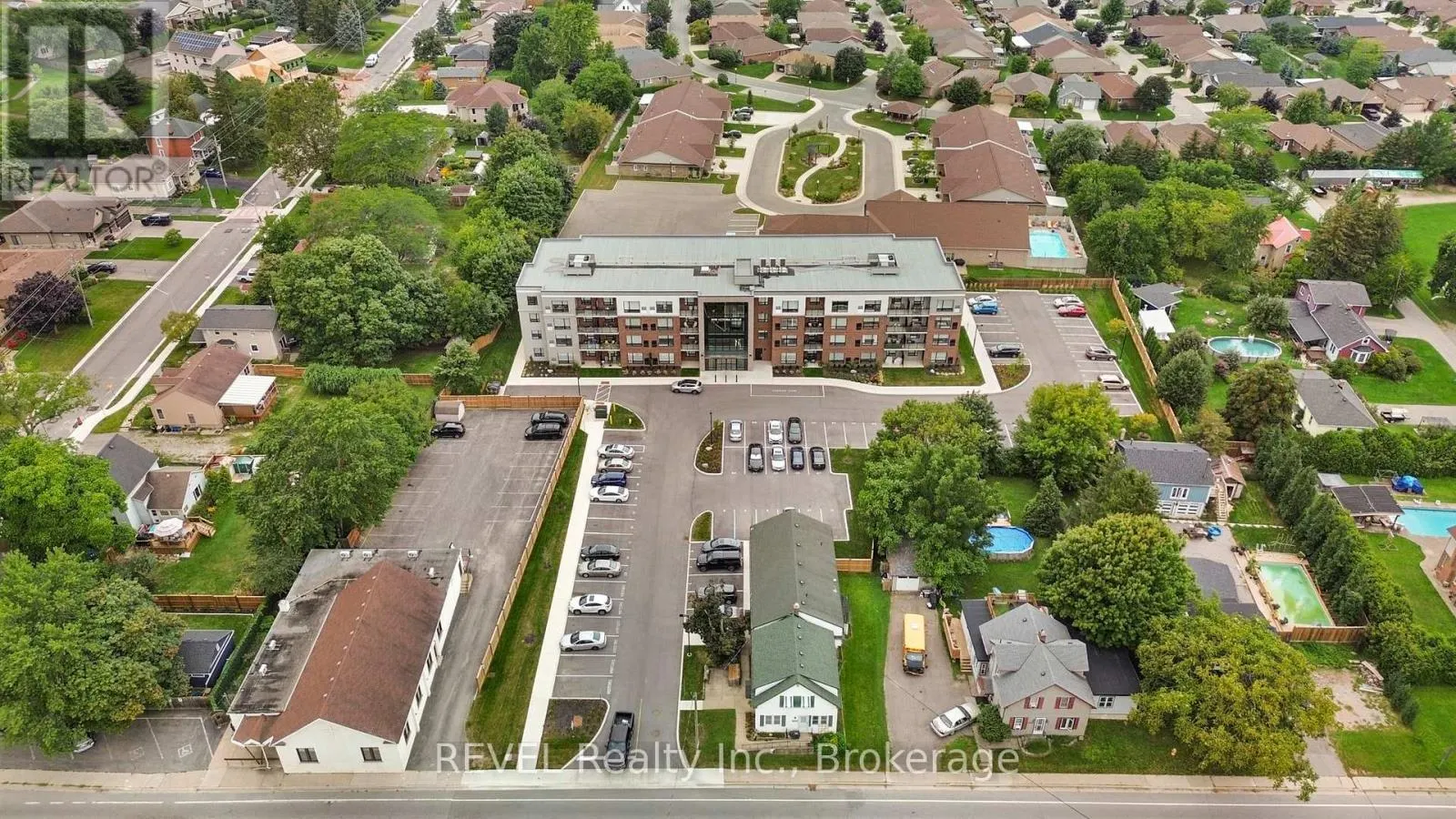106 - 3998 VICTORIA AVENUE, #106