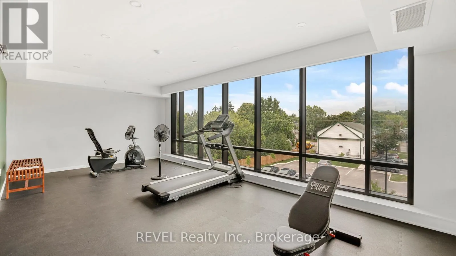 106 - 3998 VICTORIA AVENUE, #106