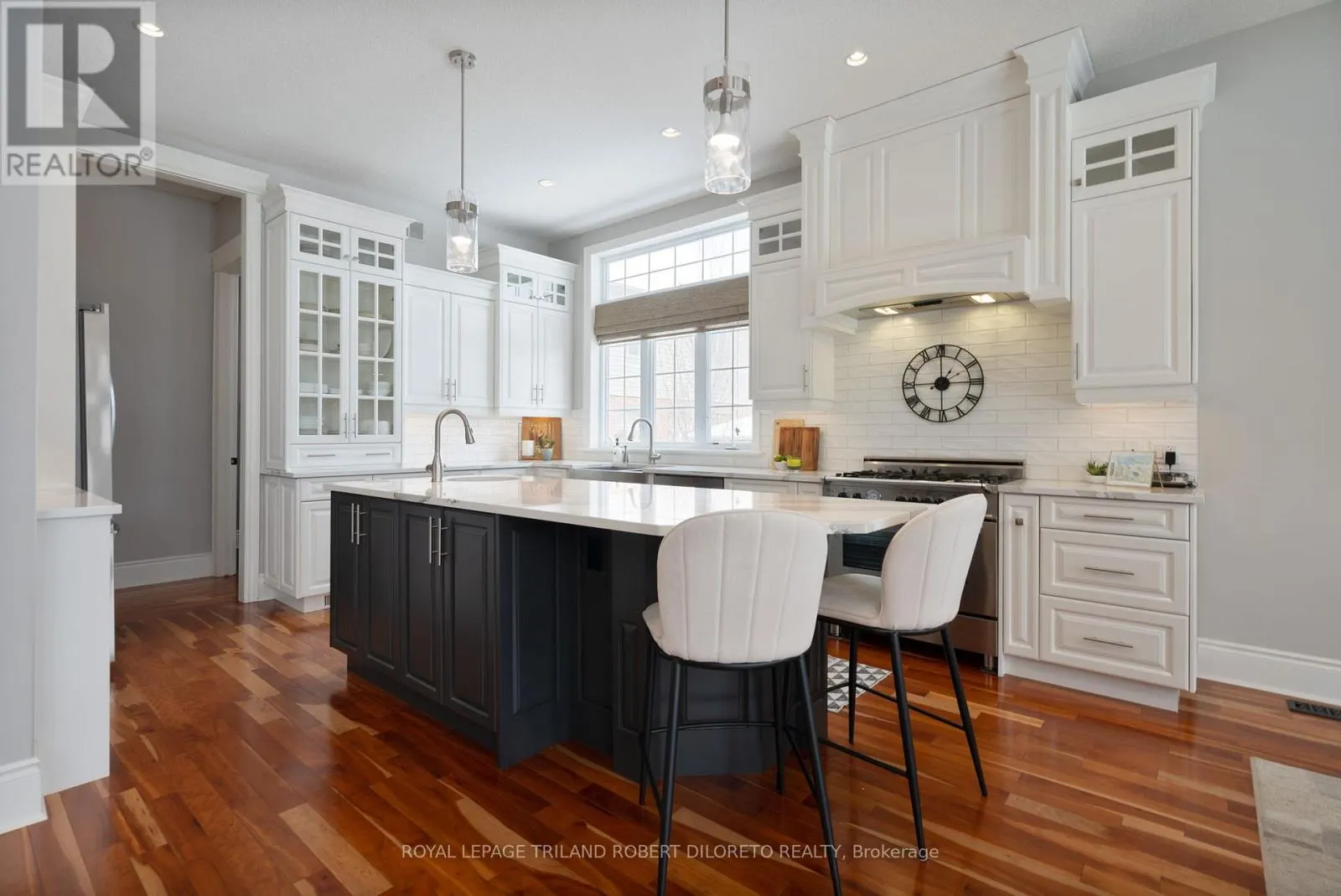 37 BARON CRESCENT
