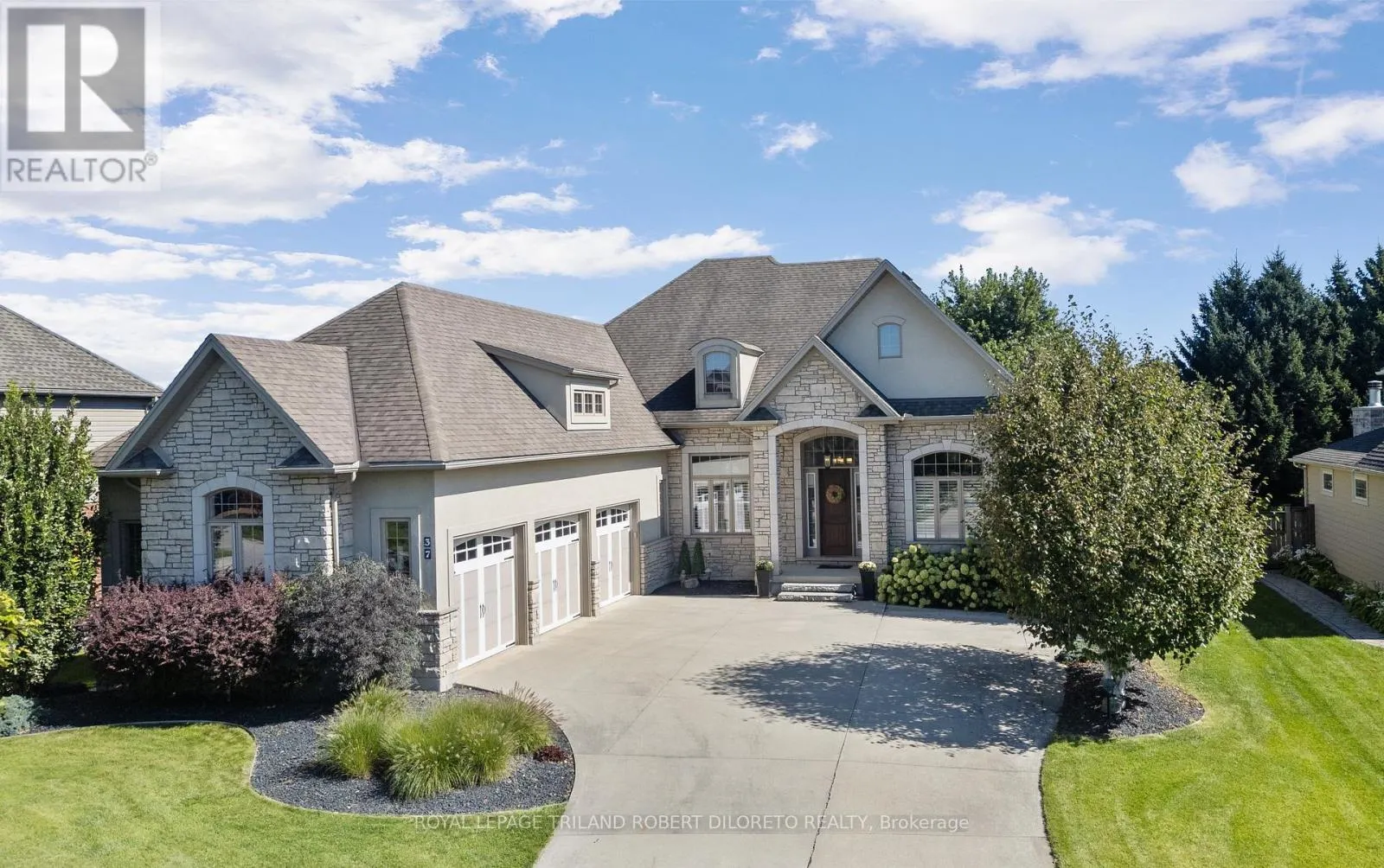 37 BARON CRESCENT