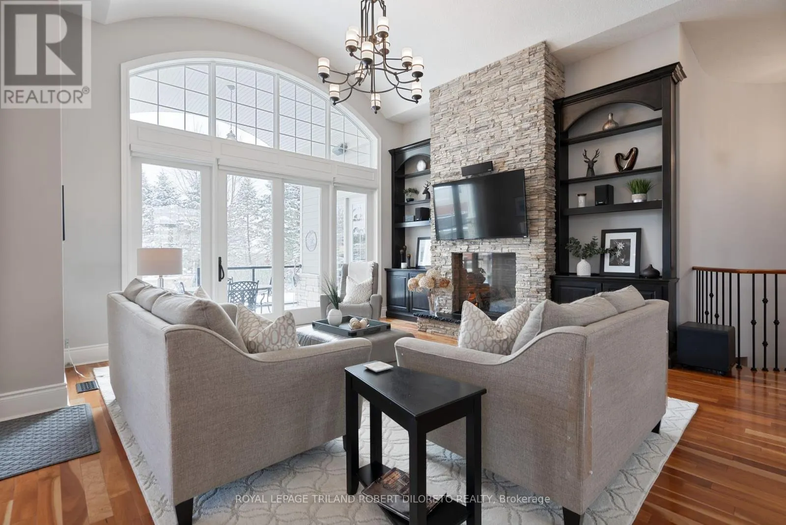37 BARON CRESCENT