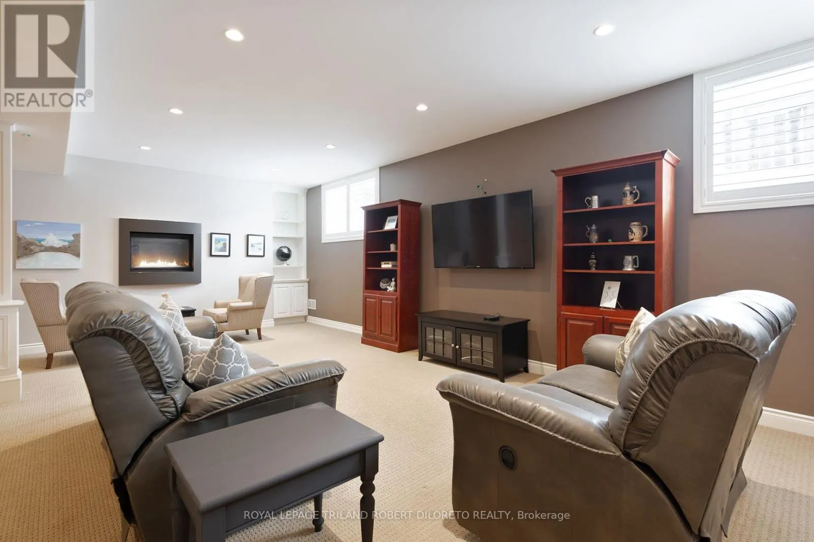 37 BARON CRESCENT