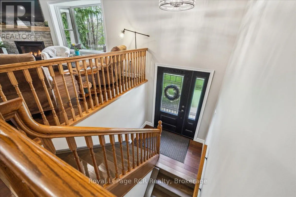 103488 GREY 18 ROAD