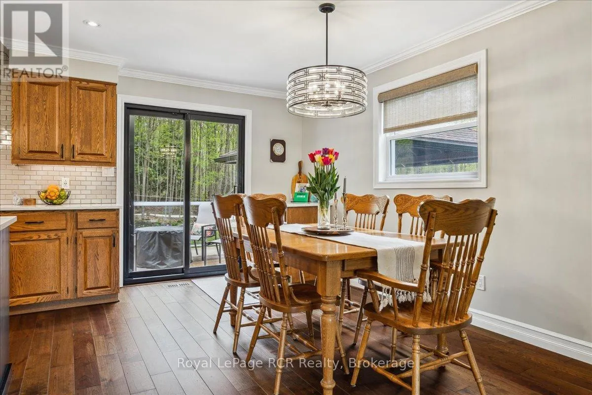 103488 GREY 18 ROAD