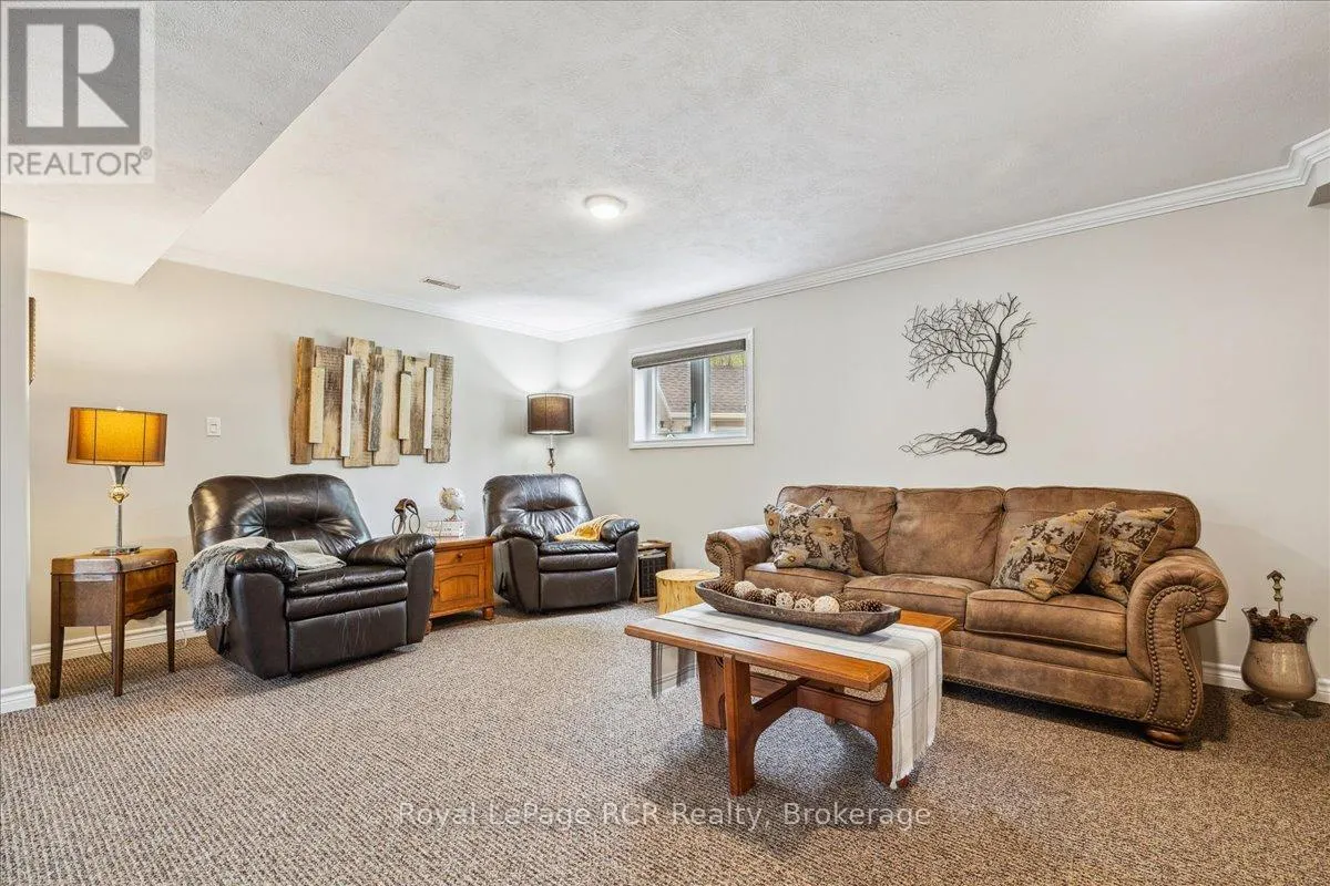 103488 GREY 18 ROAD
