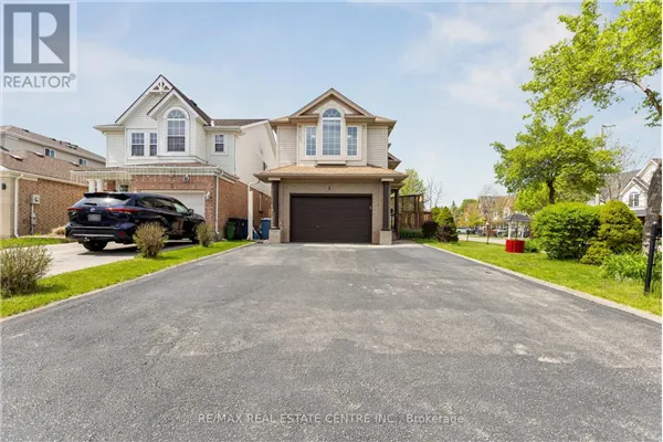 1 SILVERSMITH COURT S