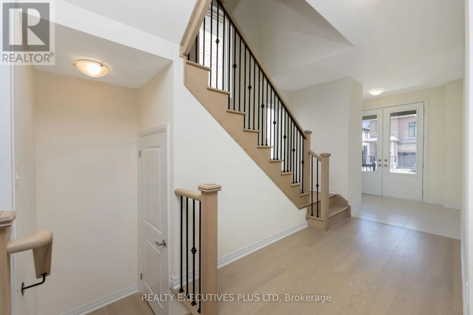 24 TYLER AVENUE