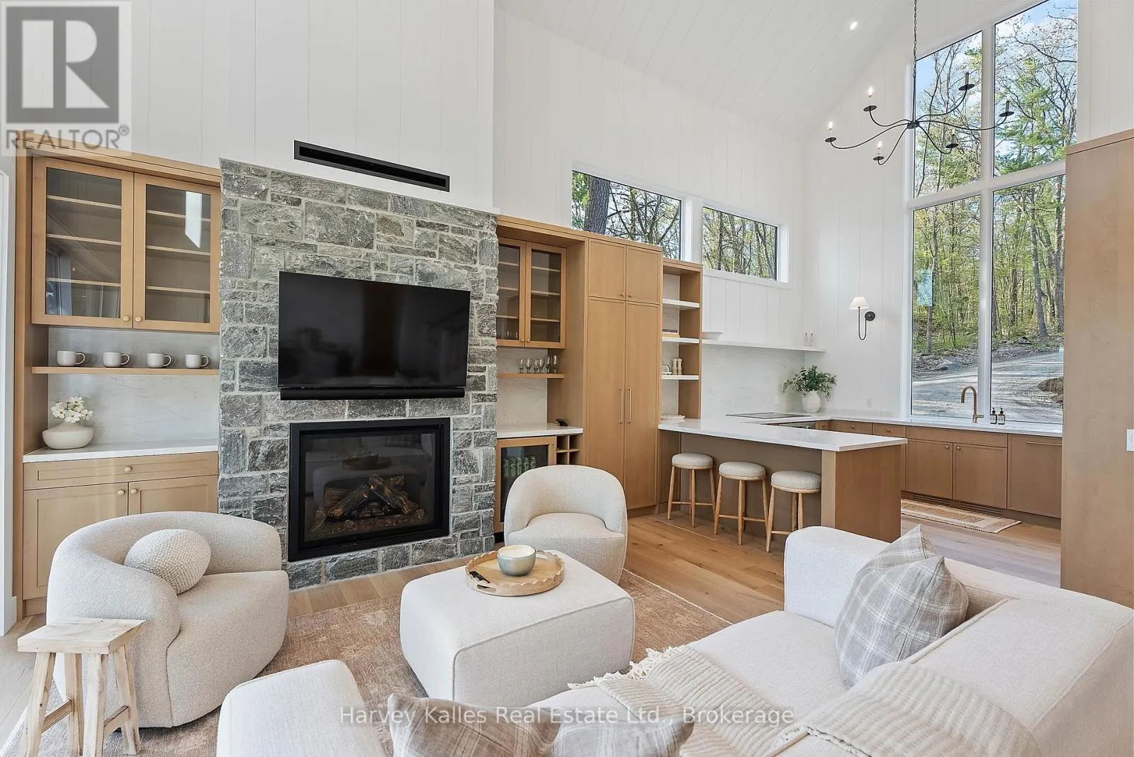 2 - 1029 EAST RANKIN ROAD, #2