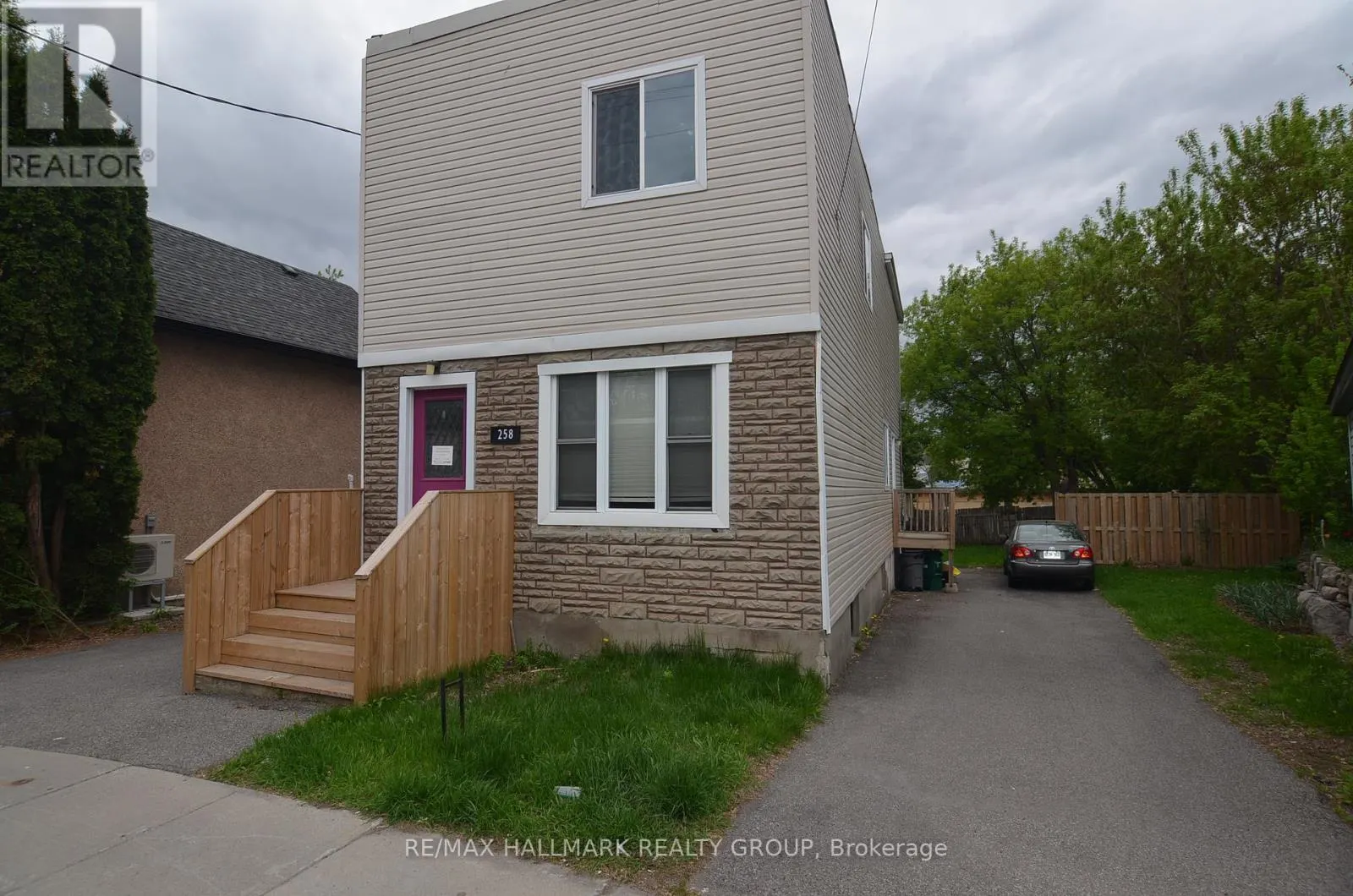 258 GRANVILLE STREET N