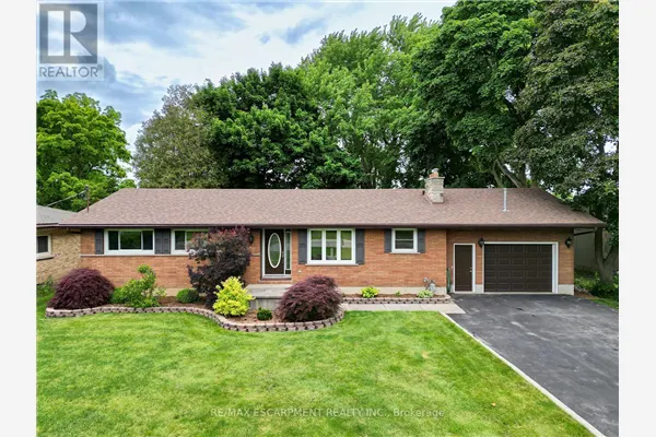 445 POWERLINE ROAD