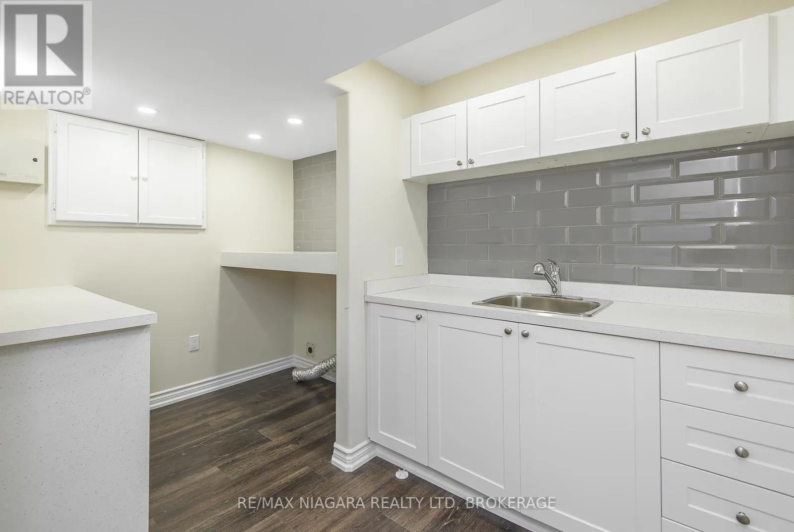 1 - 1616 PELHAM STREET, #1