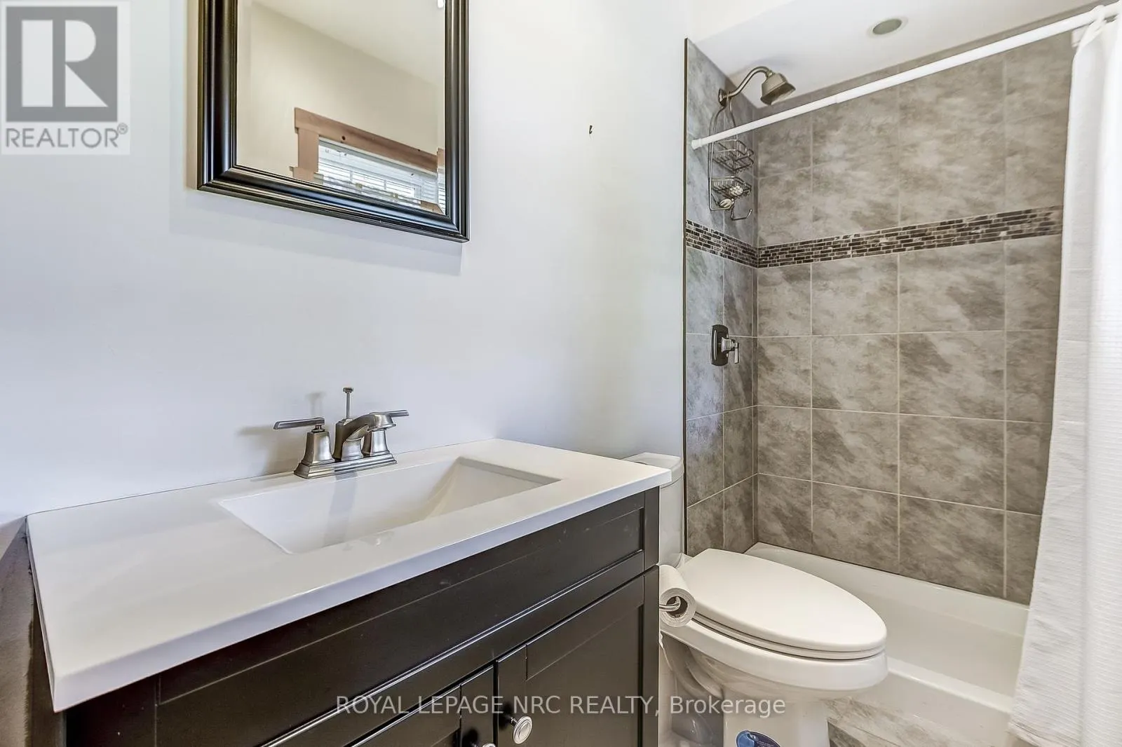 10849 LAKESHORE ROAD W
