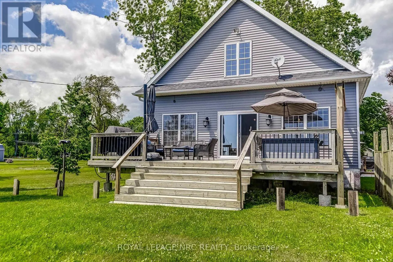 10849 LAKESHORE ROAD W