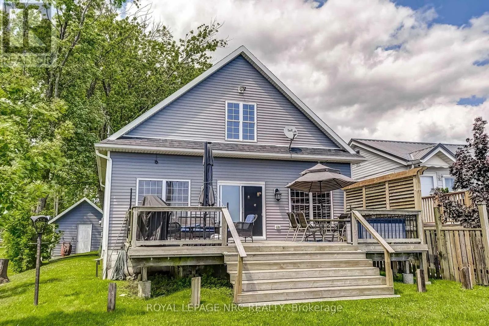 10849 LAKESHORE ROAD W