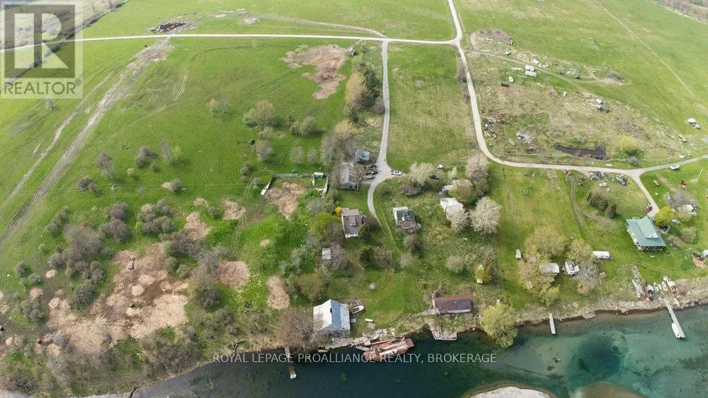 39 FISHERMAN'S COVE LANE