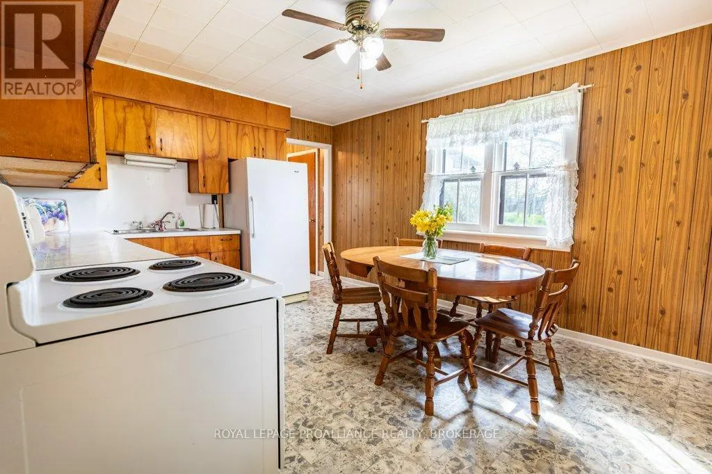 39 FISHERMAN'S COVE LANE