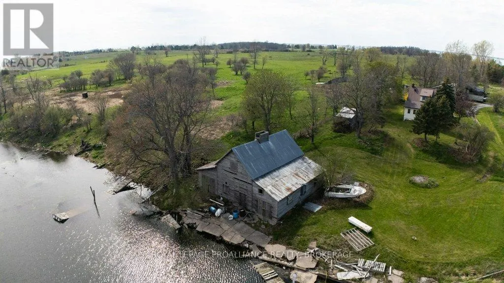 39 FISHERMAN'S COVE LANE
