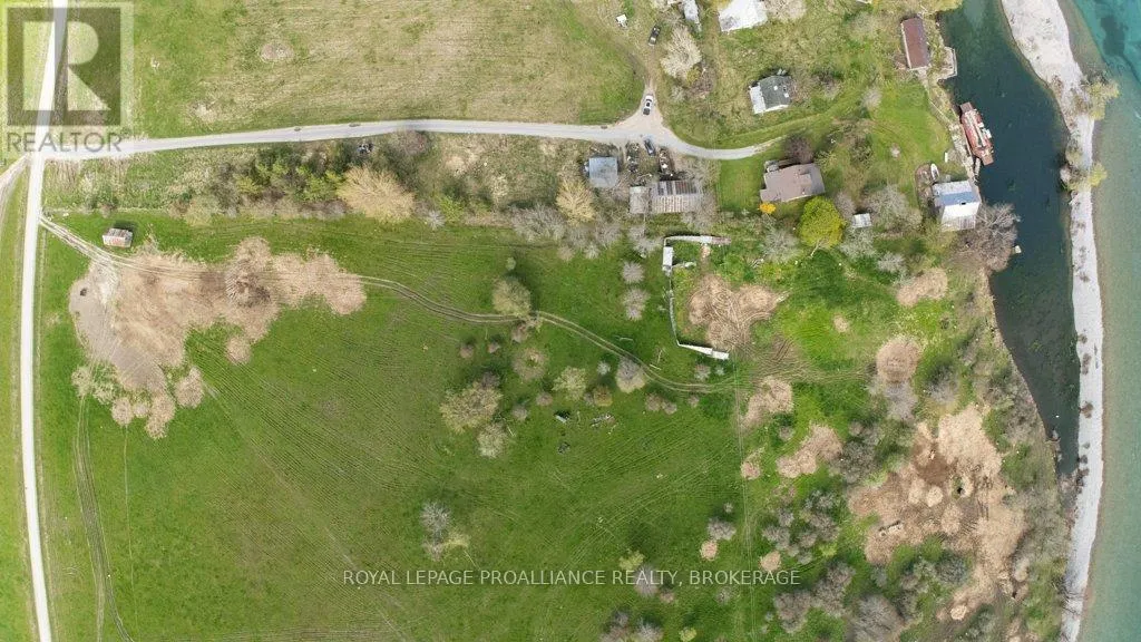 39 FISHERMAN'S COVE LANE