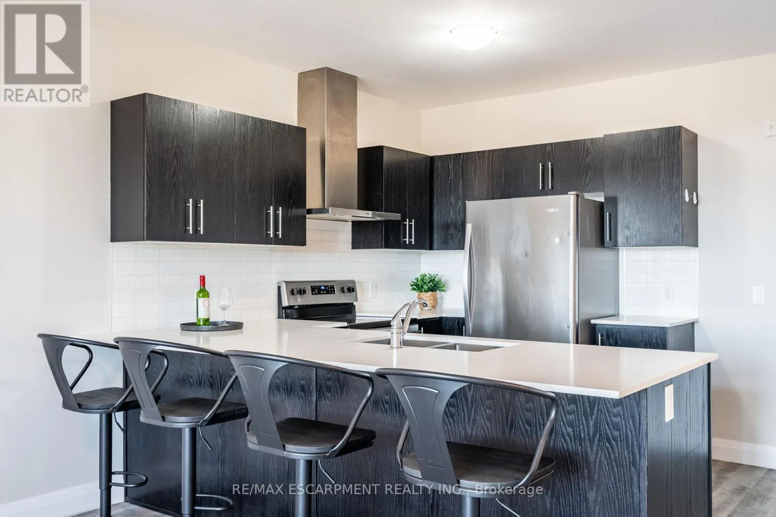 441 - 1 REDFERN AVENUE