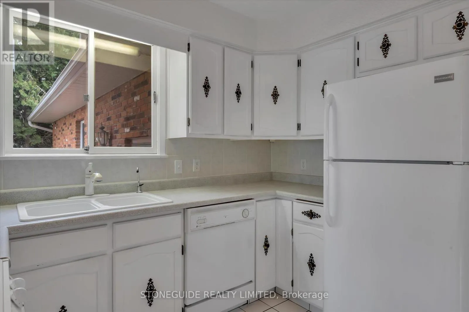 917 TINDLE COURT