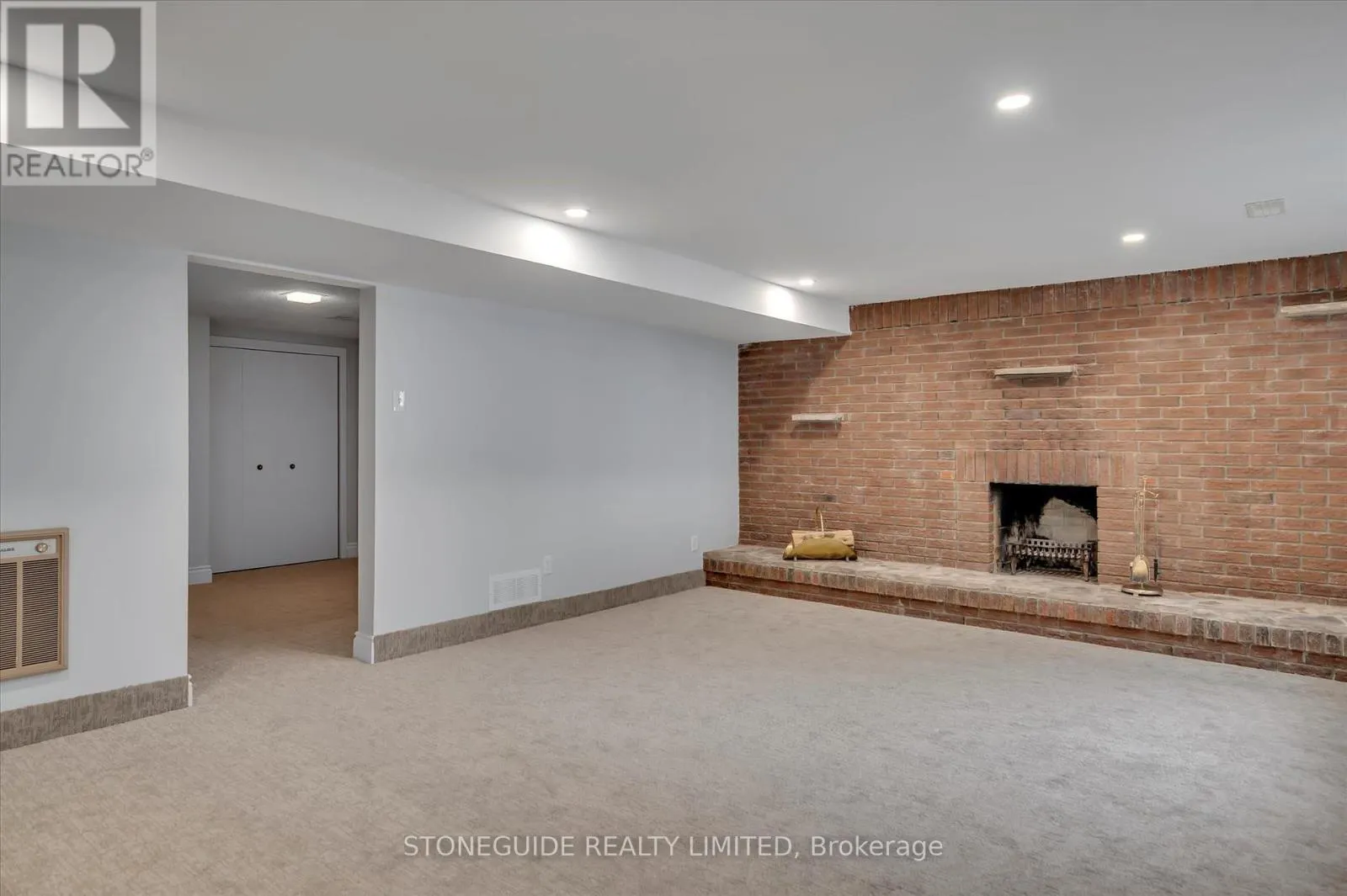 917 TINDLE COURT