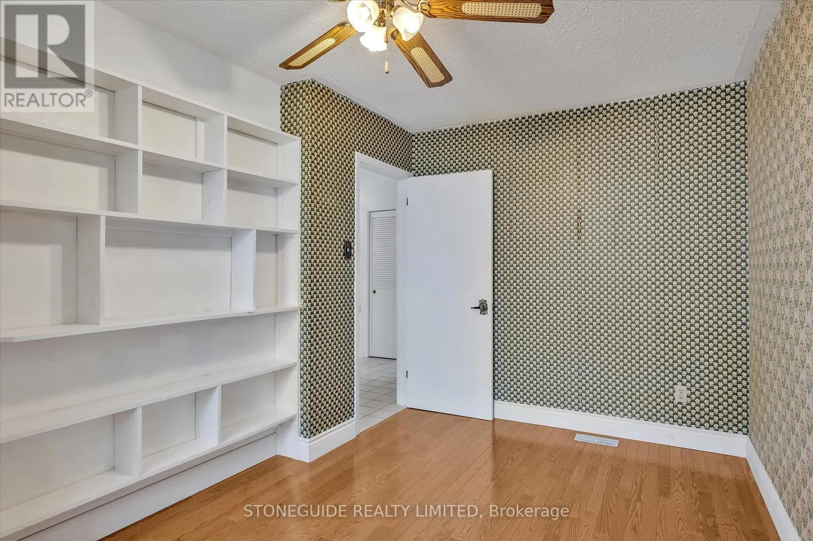 917 TINDLE COURT