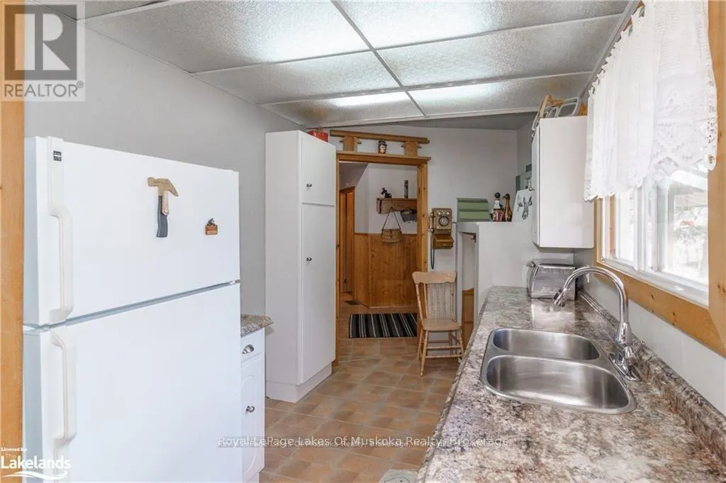 32 MAPLE LEAF DRIVE