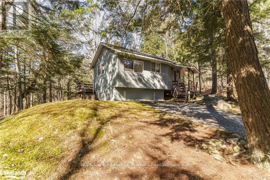 32 MAPLE LEAF DRIVE