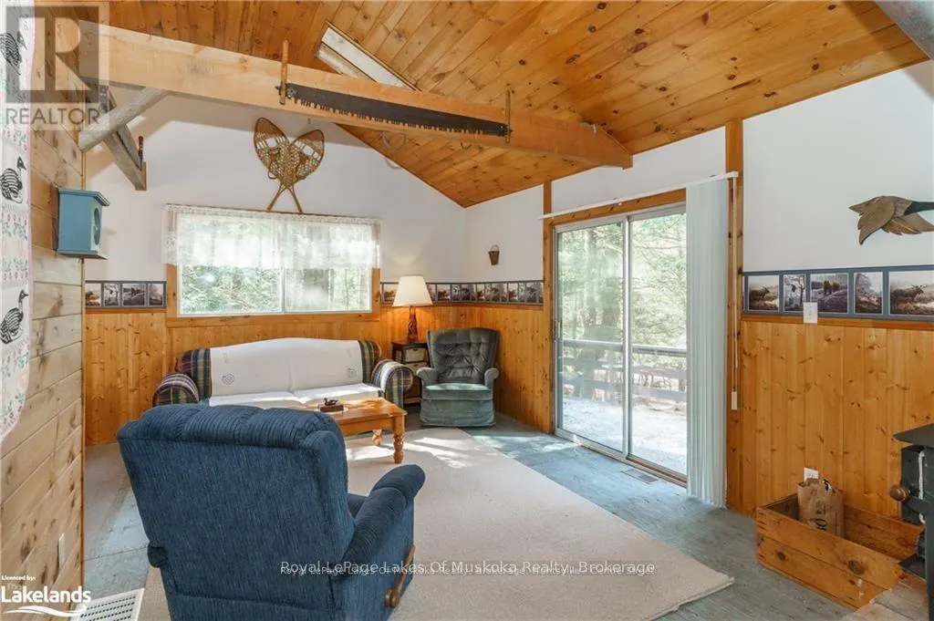 32 MAPLE LEAF DRIVE